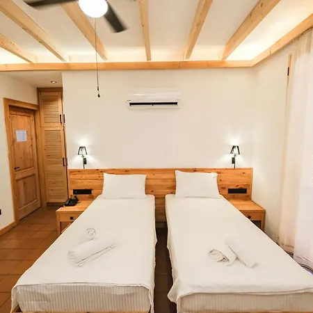 The Cadianda فتحية