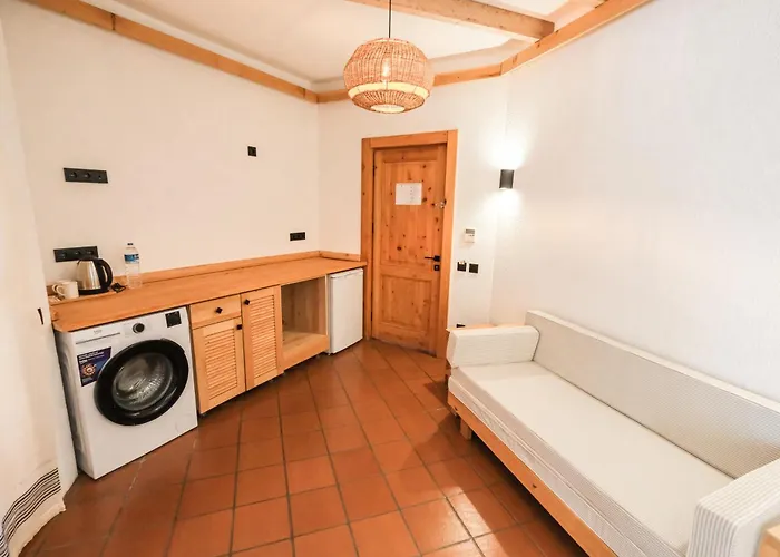 The Cadianda Pansiyon *